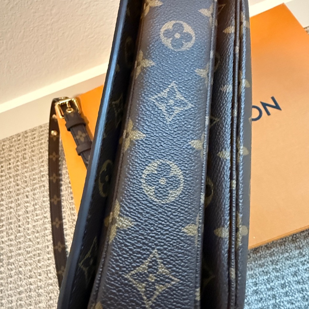 Louis Vuitton Pochette metise Brown Monogram Crossbody Bag - Picture 7 of 7